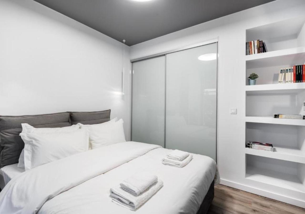 One-Bedroom Apartment Balcony